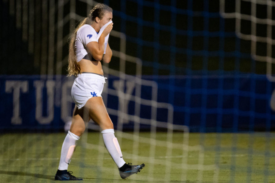 Kentuckys+Jordyn+Rhodes+%2830%29+reacts+after+missing+a+shot+at+goal+in+the+second+overtime+period+of+the+University+of+Kentucky+vs.+University+of+Dayton+womens+soccer+game+on+Thursday%2C+Sept.+2%2C+2021%2C+at+the+Bell+Soccer+Complex+in+Lexington%2C+Kentucky.+UK+tied+with+Dayton+0-0.+Photo+by+Michael+Clubb+%7C+Staff