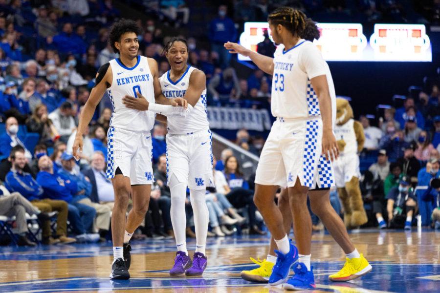 Kentucky+Wildcats+forward+Jacob+Toppin+%280%29+celebrates+his+dunk+with+his+teammates+during+the+UK+vs.+Central+Michigan+men%E2%80%99s+basketball+game+on+Monday%2C+Nov.+29%2C+2021%2C+at+Rupp+Arena+in+Lexington%2C+Kentucky.+UK+won+85-57.+Photo+by+Michael+Clubb+%7C+Staff