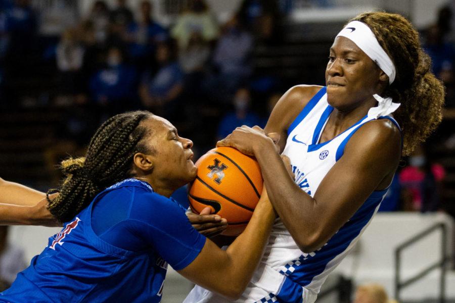 Kentucky Wildcats guard Rhyne Howard (10) fights for possession of the ball during the UK vs. Presbyterian College women’s basketball game on Tuesday, Nov. 9, 2021, at Memorial Coliseum in Lexington, Kentucky. Kentucky won 81-53. Photo by Michael Clubb | Staff