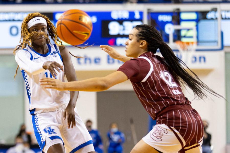 Kentucky Wildcats guard Rhyne Howard (10) passes the ball during the UK vs. South Carolina womens basketball on Thursday, Feb. 10, 2022, at Memorial Coliseum in Lexington, Kentucky. UK lost 59-50. Photo by Michael Clubb | Staff