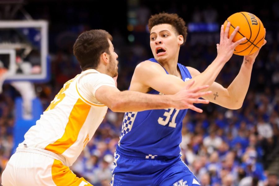 Kentucky Wildcats guard Kellan Grady (31) looks for an open pass during the UK vs. Tennessee SEC Tournament semifinal mens basketball game on Saturday, March 12, 2022, at Amalie Arena in Tampa, Florida. Photo by Michael Clubb | Staff