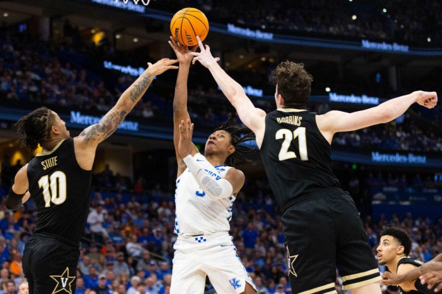 Kentucky Wildcats guard TyTy Washington Jr. (3) shoots the ball during the UK vs. Vanderbilt SEC Tournament quarterfinals mens basketball game on Friday, March 11, 2022, at Amalie Arena in Tampa, Florida. UK won 77-71. Photo by Michael Clubb | Staff