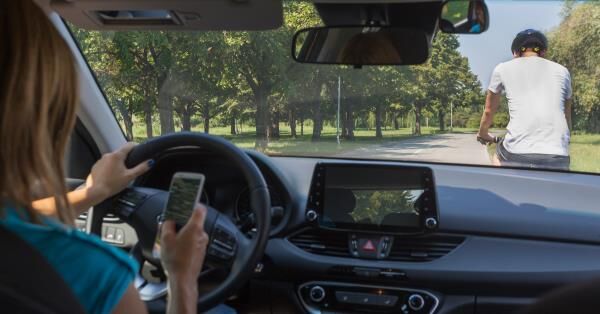 Keep Roads Safe: Use These Tips to Stop Driving Distracted