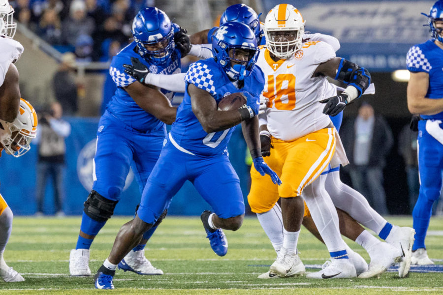 Kentucky running back Kavosiey Smoke (0) runs the ball for a touchdown during the Kentucky vs. Tennessee football game on Saturday, Nov. 6, 2021, at Kroger Field in Lexington, Kentucky. Tennessee won 45-42. Photo by Jack Weaver | Kentucky Kernel
