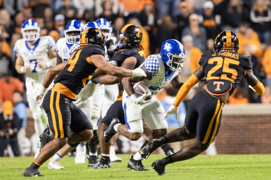 Kentucky+Wildcats+running+back+Chris+Rodriguez+Jr.+%2824%29+runs+the+ball+down+the+field+during+the+No.+19+Kentucky+vs.+No.+3+Tennessee+football+game+on+Saturday%2C+Oct.+29%2C+2022%2C+at+Neyland+Stadium+in+Knoxville%2C+Tennessee.++Kentucky+lost+44-6.+Photo+by+Isabel+McSwain+%7C+Kentucky+Kernel
