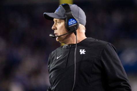 Kentucky Wildcats head coach Mark Stoops coaches during the Kentucky vs. No. 25 Louisville football game on Saturday, Nov. 26, 2022, at Kroger Field in Lexington, Kentucky. UK won 26-13. Photo by Isabel McSwain | Staff