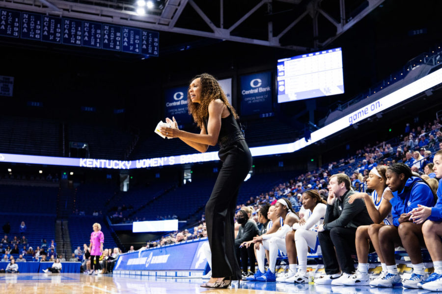 Kentucky Wildcats head coach Kyra Elzy coaches from the sideline during the Kentucky vs. No. 7 LSU womens basketball game on Sunday, Jan. 8, 2023, at Rupp Arena in Lexington, Kentucky. UK lost 67-48. Photo by Isabel McSwain | Staff