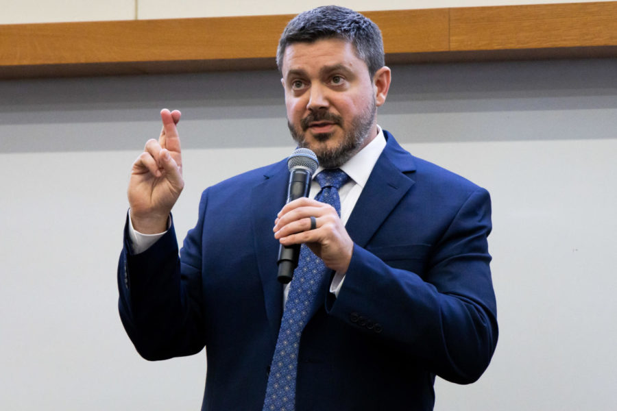 Jake Lemon, president of the UConn Foundation and candidate for Vice President for Philanthropy and Alumni Engagement, speaks during an open forum on Monday, Feb. 20, 2023, at the Gatton College of Business and Economics in Lexington, Kentucky. Photo by Brady Saylor | Staff
