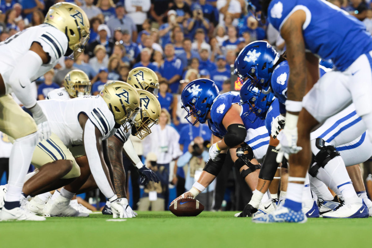 Kentucky+prepares+to+snap+the+ball+during+the+Kentucky+vs.+Akron+football+game+on+Saturday%2C+Sept.+16%2C+2023%2C+at+Kroger+Field+in+Lexington%2C+Kentucky.+Photo+by+Abbey+Cutrer+%7C+Staff