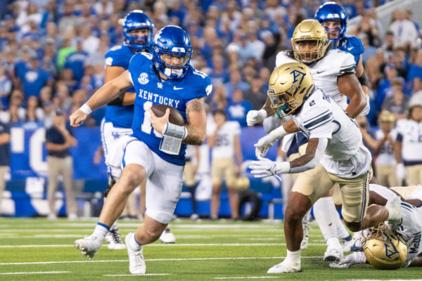 Kentucky quarterback Devin Leary runs the ball during the Kentucky vs. Akron football game on Saturday, Sept. 16, 2023, at Kroger Field in Lexington, Kentucky. Kentucky won 35-3. Photo by Travis Fannon | Staff