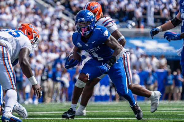 Kentucky Wildcats running back Ray Davis (1) rushes during the Kentucky vs. Florida football game on Saturday, Sept. 30, 2023 at Kroger Field in Lexington, Kentucky. UK won 33-14. Photo by Isaiah Pinto | Staff