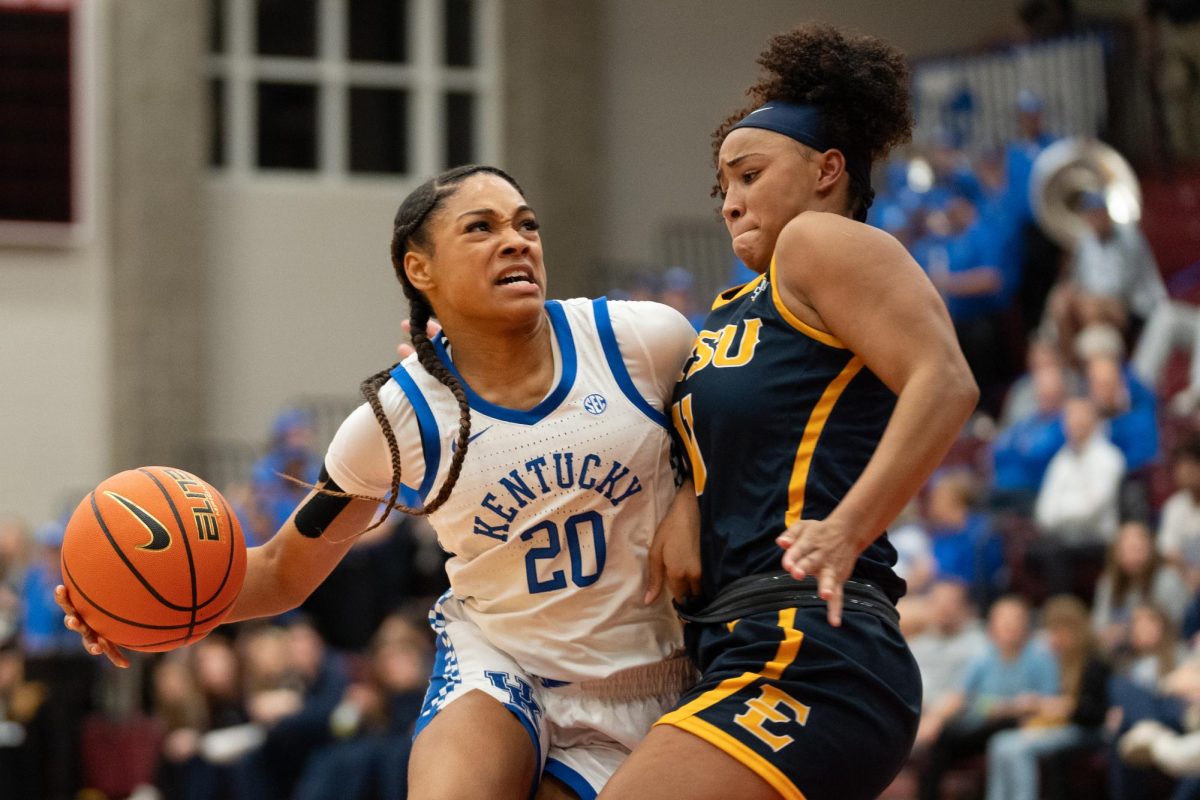 Kentucky guard Amiya Jenkins drivers the ball into the paint during the Kentucky vs. ETSU womens basketball game on Tuesday, Nov. 7, 2023, at the Clive M. Beck Center in Lexington, Kentucky. Kentucky won 74-66 Photo by Travis Fannon | Staff