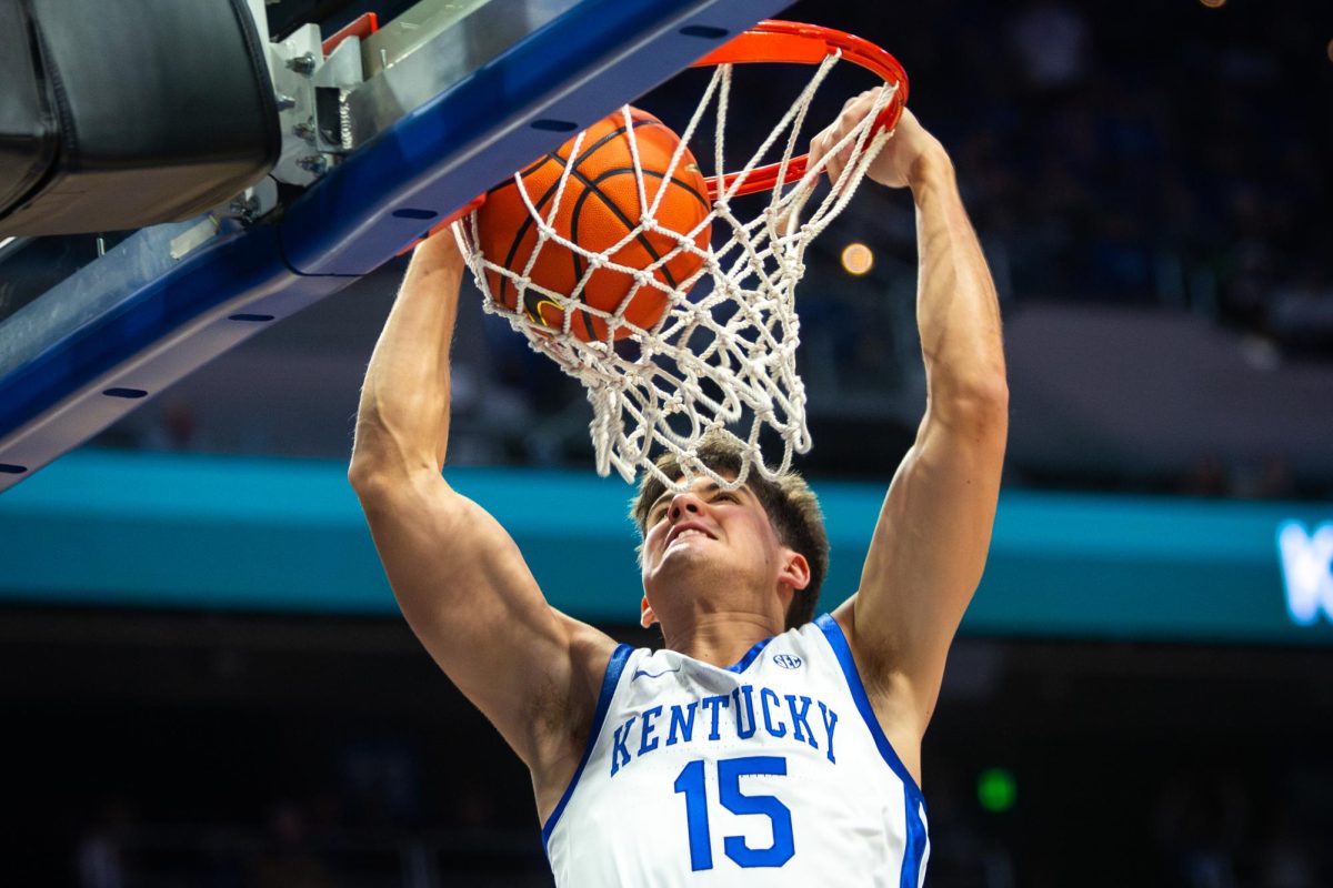 Kentucky+guard+Reed+Sheppard+%2815%29+dunks+the+basketball+during+the+No.+16+Kentucky+mens+basketball+game+vs.+New+Mexico+State+inside+Rupp+Arena+on+Monday%2C+Nov.+6%2C+2023.+Photo+by+Samuel+Colmar+%7C+Staff