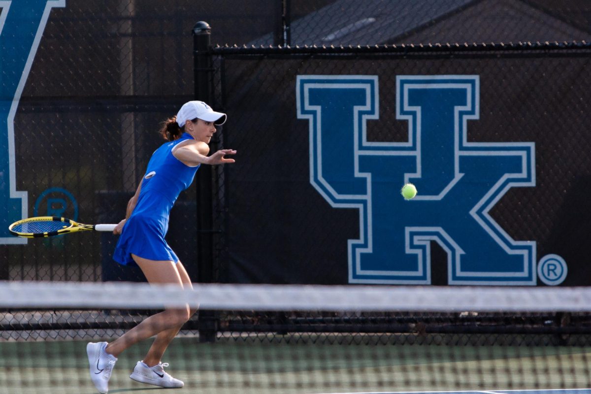 Zoe Hammond returns the ball vs Missouri on Mar. 29, 2024 in Lexington Kentucky at Hilary J. Boone Tennis Center. Kentucky won the match 4-0. 



Photo by Aidan Dillard-Hijikata | Staff