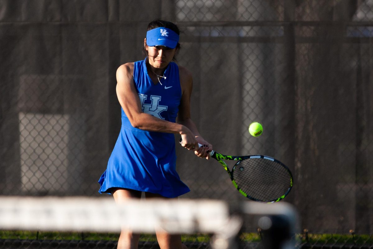 Julia Zhu returns the ball vs Missouri on Mar. 29, 2024 in Lexington Kentucky at Hilary J. Boone Tennis Center. Kentucky won the match 4-0. 