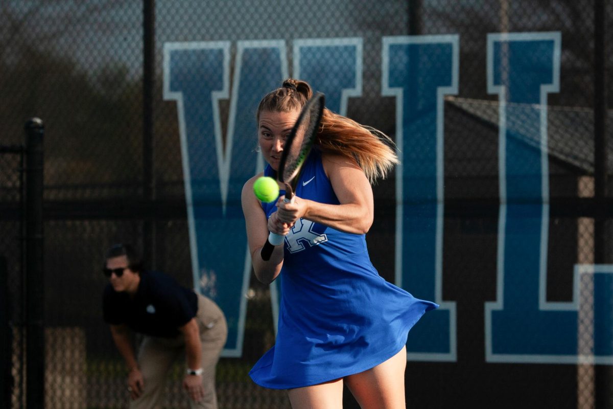 Ellie Eades returns the ball vs Missouri on Mar. 29, 2024 in Lexington Kentucky at Hilary J. Boone Tennis Center. Kentucky won the match 4-0. 



Photo by Aidan Dillard-Hijikata | Staff