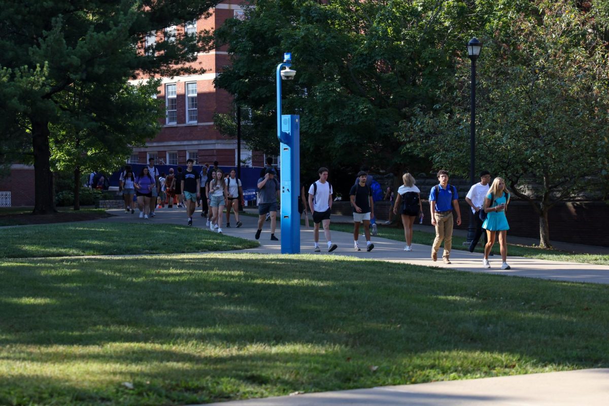 A stream of Kentucky students walks to north campus during the first day of classes on Monday, Aug. 26, 2024, in Lexington, Kentucky. Photo by Sydney Yonker | Staff