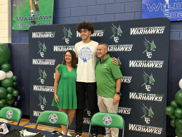 Kentucky commit Malachi Moreno poses for a photo after committing to Kentucky on Friday, August 16, 2024, in the Great Crossing High School Indoor Gym in Georgetown, Kentucky. Photo by Cole Parke | Staff