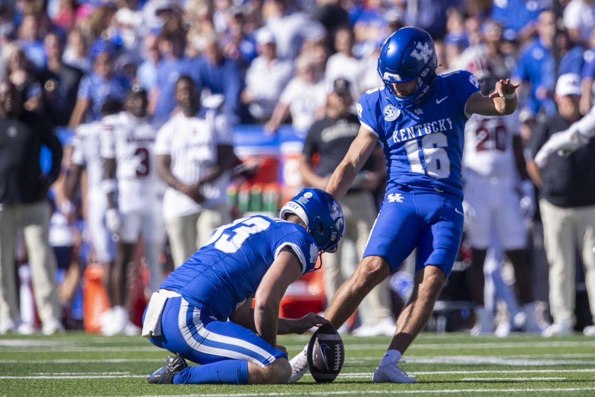 Kentucky Wildcats place kicker Alex Raynor (16) kicks a field goal during the game between Kentucky and South Carolina. Kentucky lost to South Carolina 31-6. Saturday, Sept. 7, 2024, at Kroger Field in Lexington, Kentucky. Photo by Matthew Mueller | Photo Editor