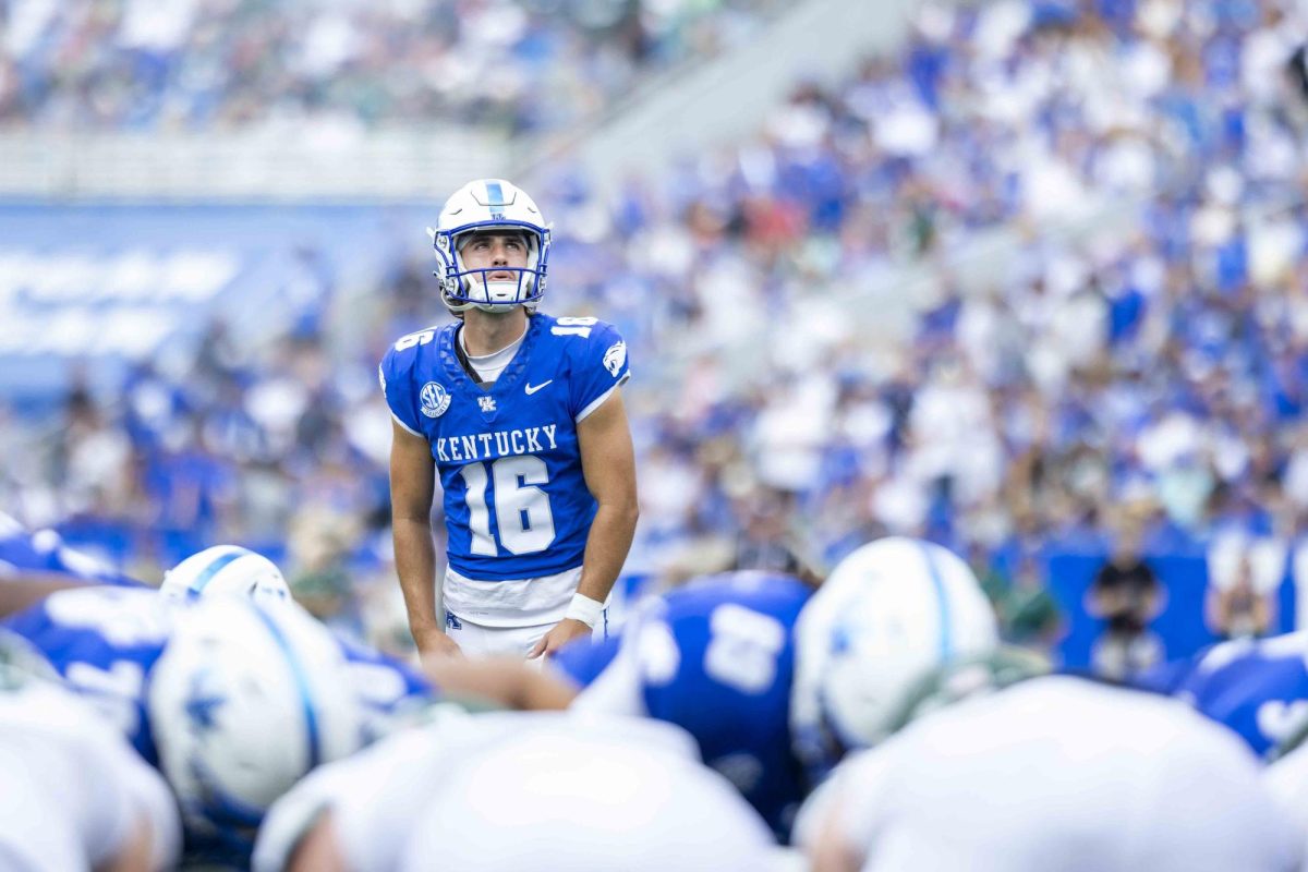 Kentucky Wildcats place kicker Alex Raynor (16) lines up for a field goal during the game vs. Ohio University on Saturday, Sept. 21, 2024, at Kroger Field in Lexington, Kentucky. Kentucky won 41-6. Photo by Matthew Mueller | Staff