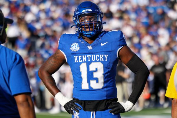 Kentucky outside linebacker J.J. Weaver during the Kentucky vs Southern Carolina football game on Saturday, Sept. 7, 2024, at Kroger Field in Lexington Kentucky. Kentucky lost 31-6. Photo by Sydney Yonker | Staff