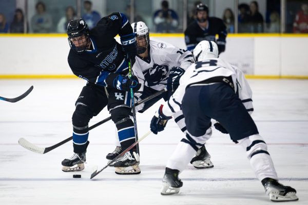 Kentucky defensemen Nick Hahn (5) controls the puck during the Kentucky vs. Penn State hockey match on Saturday, Sept. 14, 2024, at the Lexington Ice and Recreation Center in Lexington, Kentucky. Kentucky won 4-1. Photo by Samuel Colmar | Staff