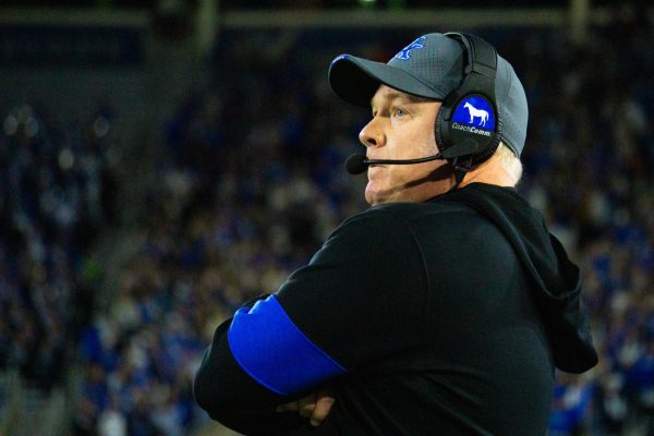 Kentucky Head Coach Mark Stoops watches on during the football game vs. Auburn on Saturday, Oct. 26, 2024, at Kroger Field in Lexington, Kentucky. Photo by Isaiah Pinto | Staff