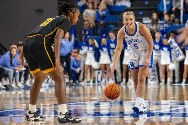 Kentucky guard Cassidy Rowe (5) looks to pass during the Kentucky vs Northen Kentucky women’s basketball game on Thursday, Nov. 7, 2024, at Historical Memorial Coliseum in Lexington, Kentucky. Kentucky won 70-41. Photo by Sydney Yonker | Staff