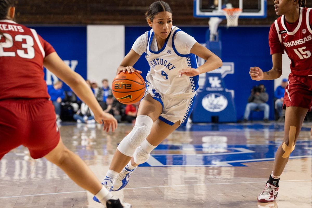 Kentucky Wildcats guard Lexi Blue (4) drives a lane during the Kentucky vs Arkansas women’s basketball game on Sunday, Jan. 26, 2025, at Historic Memorial Coliseum in Lexington, Kentucky. Kentucky won 89-69. Photo by Sydney Yonker | Staff