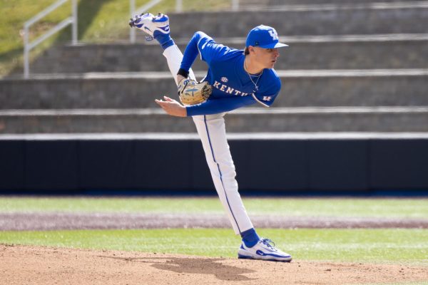 Kentucky Wildcats pitcher Ben Cleaver (48) throws a pitch during the Kentucky vs Hofstra men’s baseball game on Saturday, Mar. 1, 2025 at Kentucky Proud Park in Lexington, Kentucky. Kentucky won 6-1. Sydney Yonker | Staff