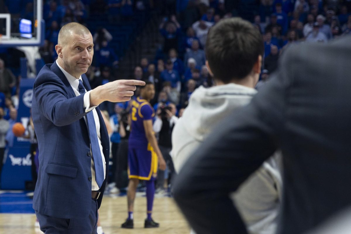 Kentucky Wildcats head coach Mark Pope points to Kentucky Wildcats forward Zach Tow (20) to sub in the game during the basketball game vs. the LSU Tigers on Tuesday, March. 4, 2025, at Rupp Arena in Lexington, Kentucky. Kentucky 95-64. Photo by Matthew Mueller | Photo Editor