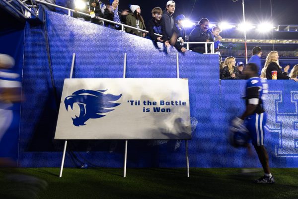 Kentucky Wildcats football players walk offf the field after the football game against University of Florida on Saturday, Nov. 8, 2025, at Kroger Field in Lexington, Ky. Kentucky won 38-7. Photo by Sydney Novack | Assistant Photo Editor
