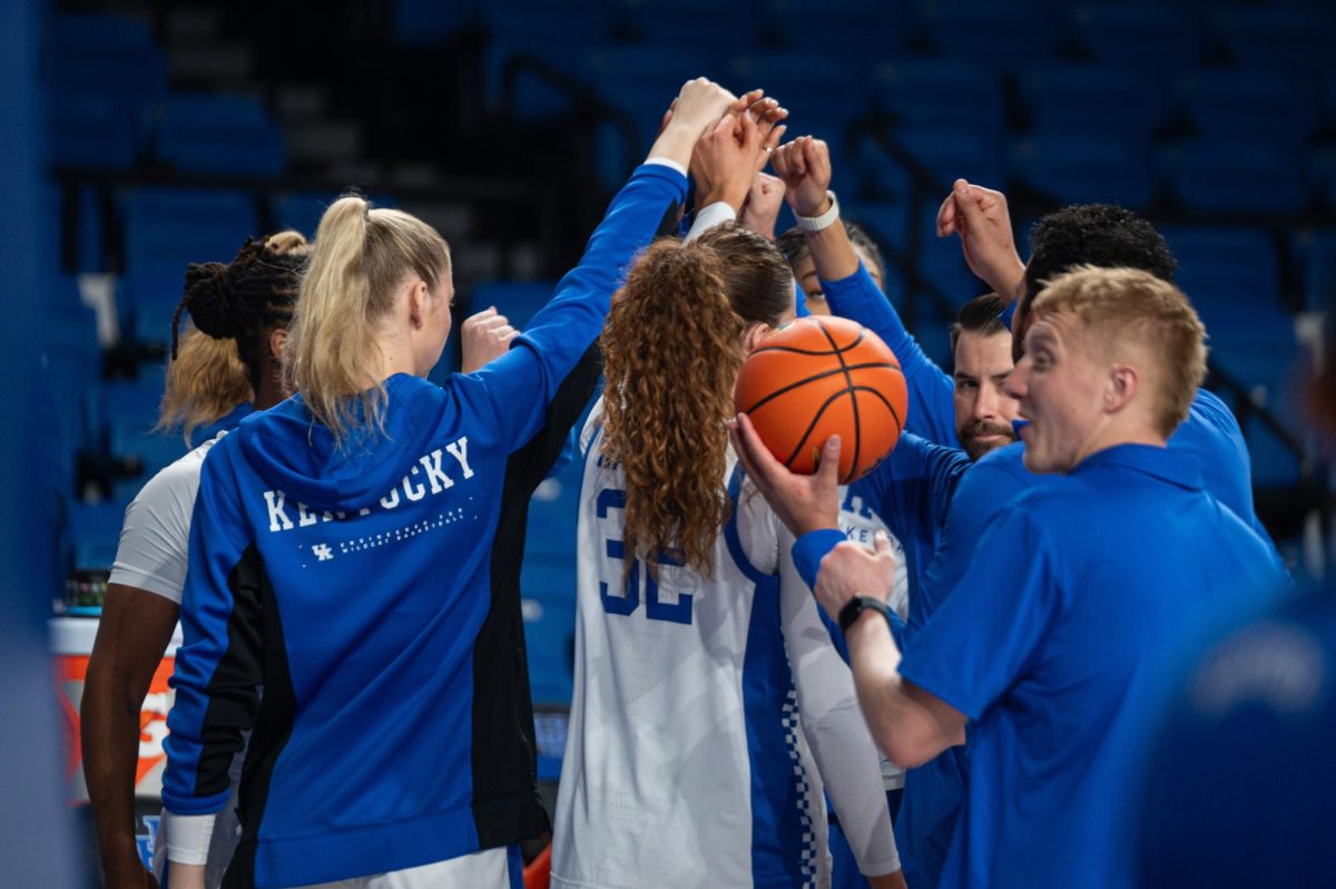 Kentucky huddles up during the Kentucky vs Hofstra women’s basketball game on Dec. 28, 2025, in Memorial Coliseum in Lexington, Ky. Photo by Jack Bates | Staff