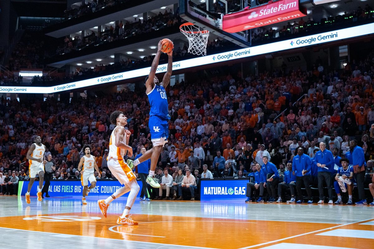 Kentucky Wildcats guard Otega Oweh dunks the ball during the basketball game against Tennessee on Saturday, Jan. 17, 2026, at Thompson-Boling Arena in Knoxville, Tn. Kentucky won 80-78. Photo by Will Luckett | Photo Manager
