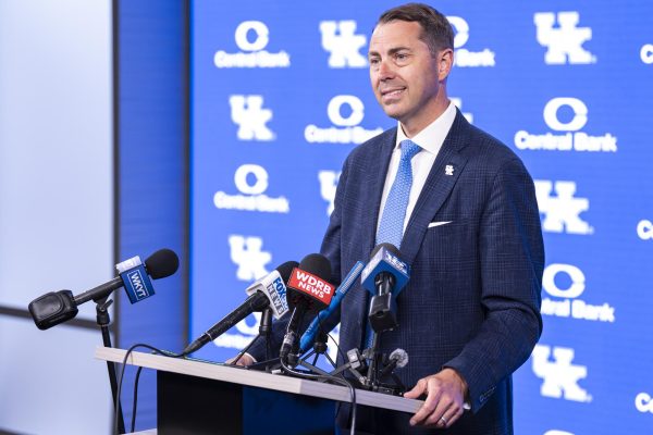 Kentucky hires Jason ‘J’ Batt to 6-year deal as athletic director and CEO of Champions Blue LLC